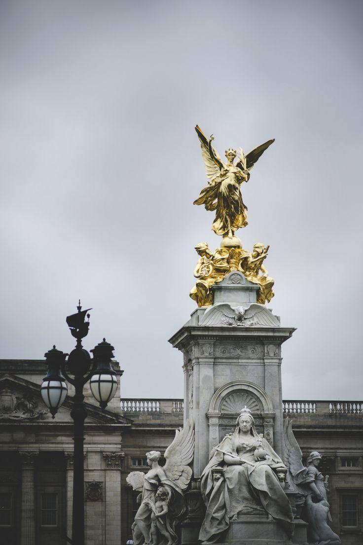 کاخ باکینگهام (Buckingham Palace)