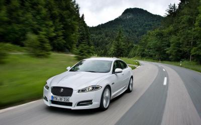 تصویر شماره 48 از آلبوم تصویر زمینه جگوار XF (Jaguar Xf)