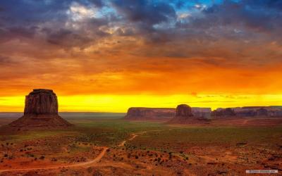 تصویر شماره 25 از آلبوم تصویر زمینه دره بقعه (Monument Valley)