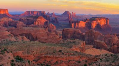 تصویر شماره 30 از آلبوم تصویر زمینه دره بقعه (Monument Valley)