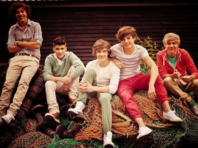 تصویر شماره 33 از آلبوم تصویر زمینه وان دایرکشن (One Direction)