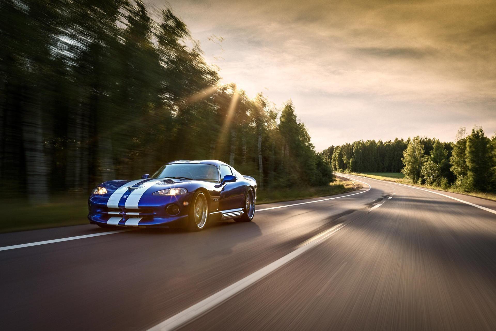 دوج وایپر (Dodge Viper)