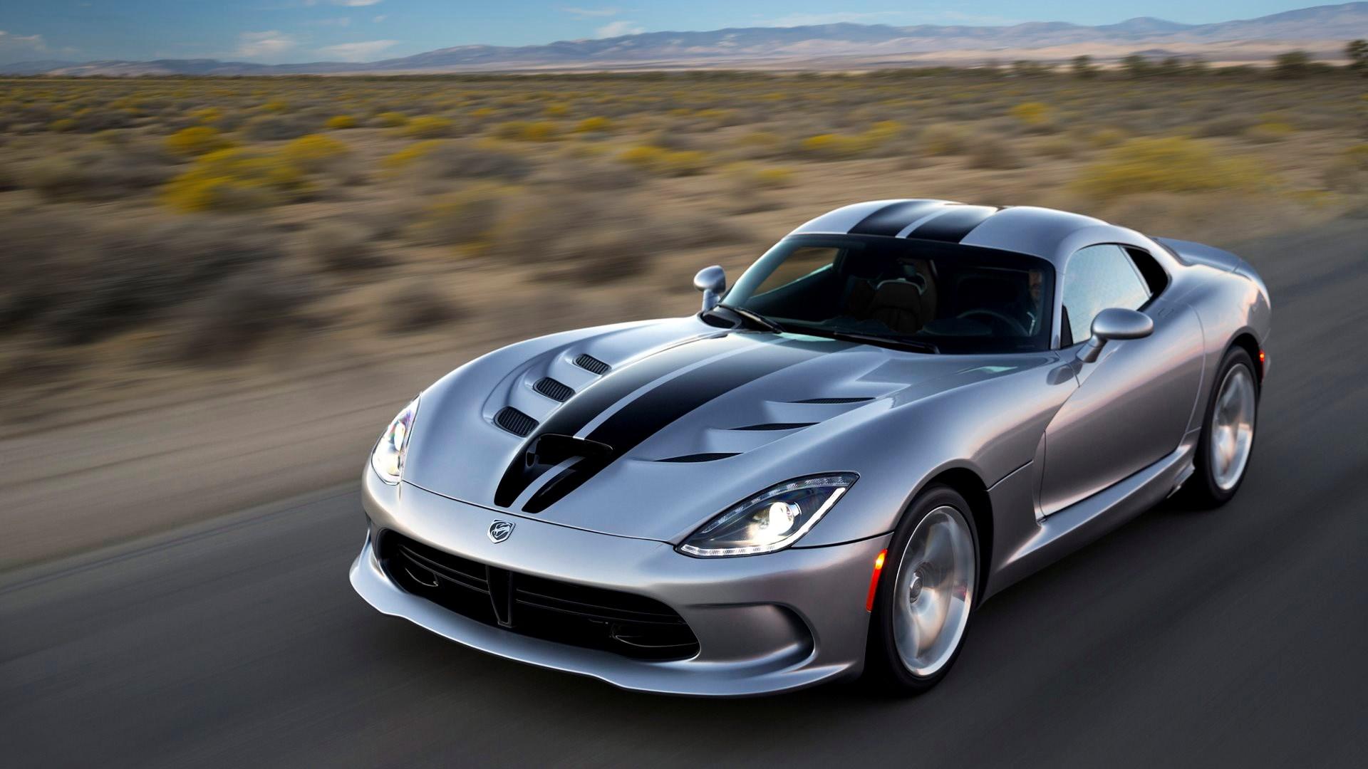 دوج وایپر (Dodge Viper)