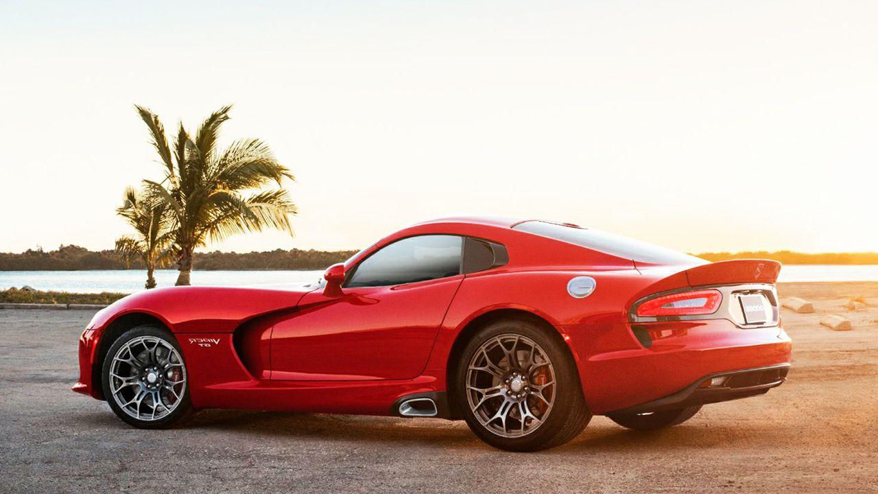 دوج وایپر (Dodge Viper)