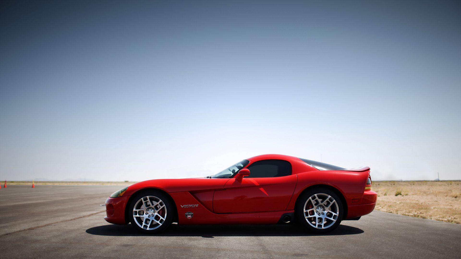 دوج وایپر (Dodge Viper)