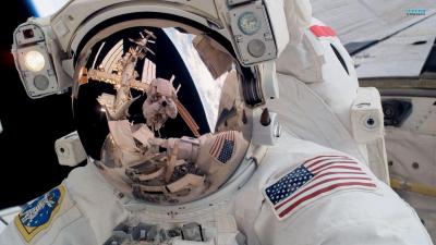 تصویر شماره 17 از آلبوم تصویر زمینه فضانورد ناسا (nasa astronaut)