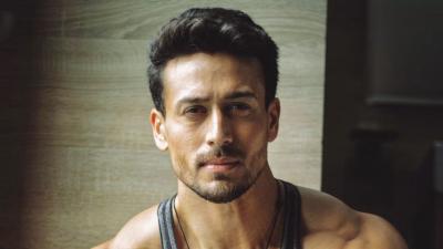 تصویر شماره 36 از آلبوم تصویر زمینه تایگر شروف (Tiger Shroff)