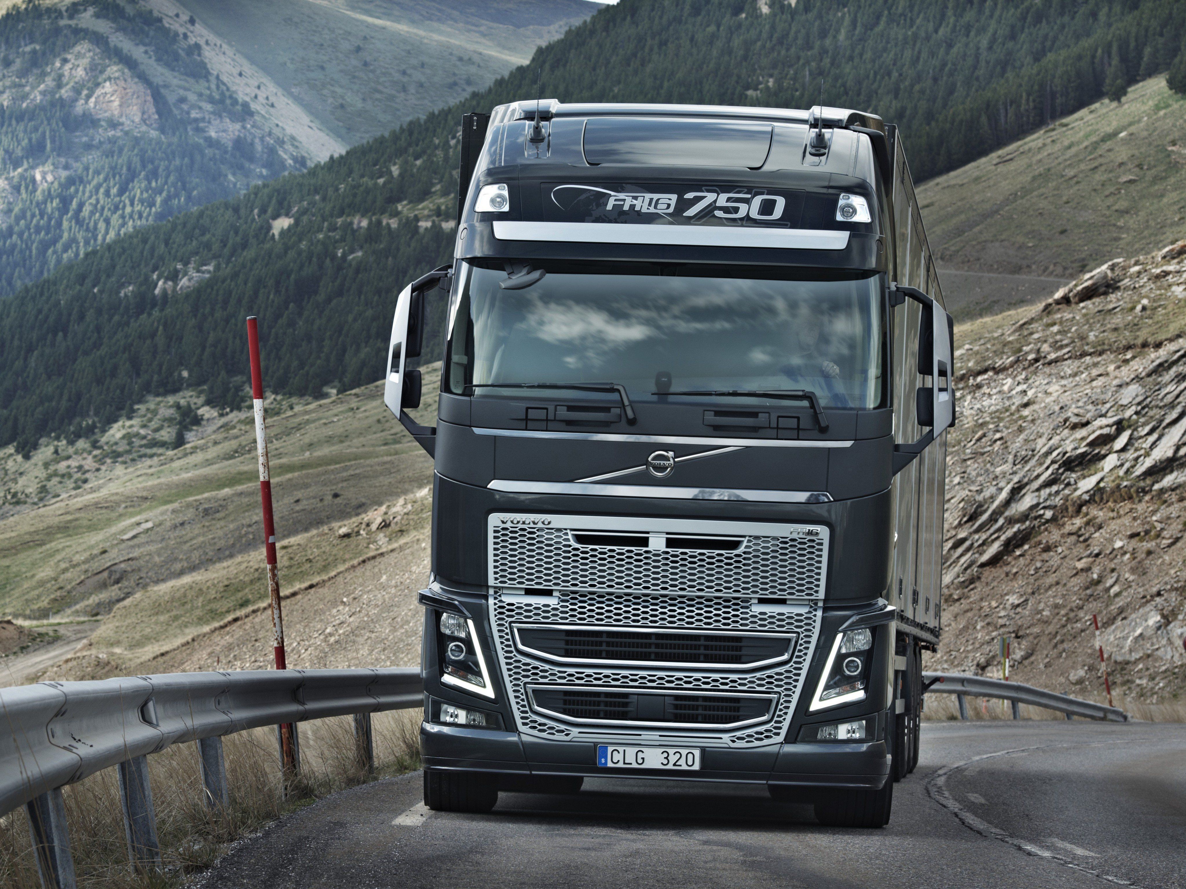 58 عدد تصویر زمینه Volvo FH