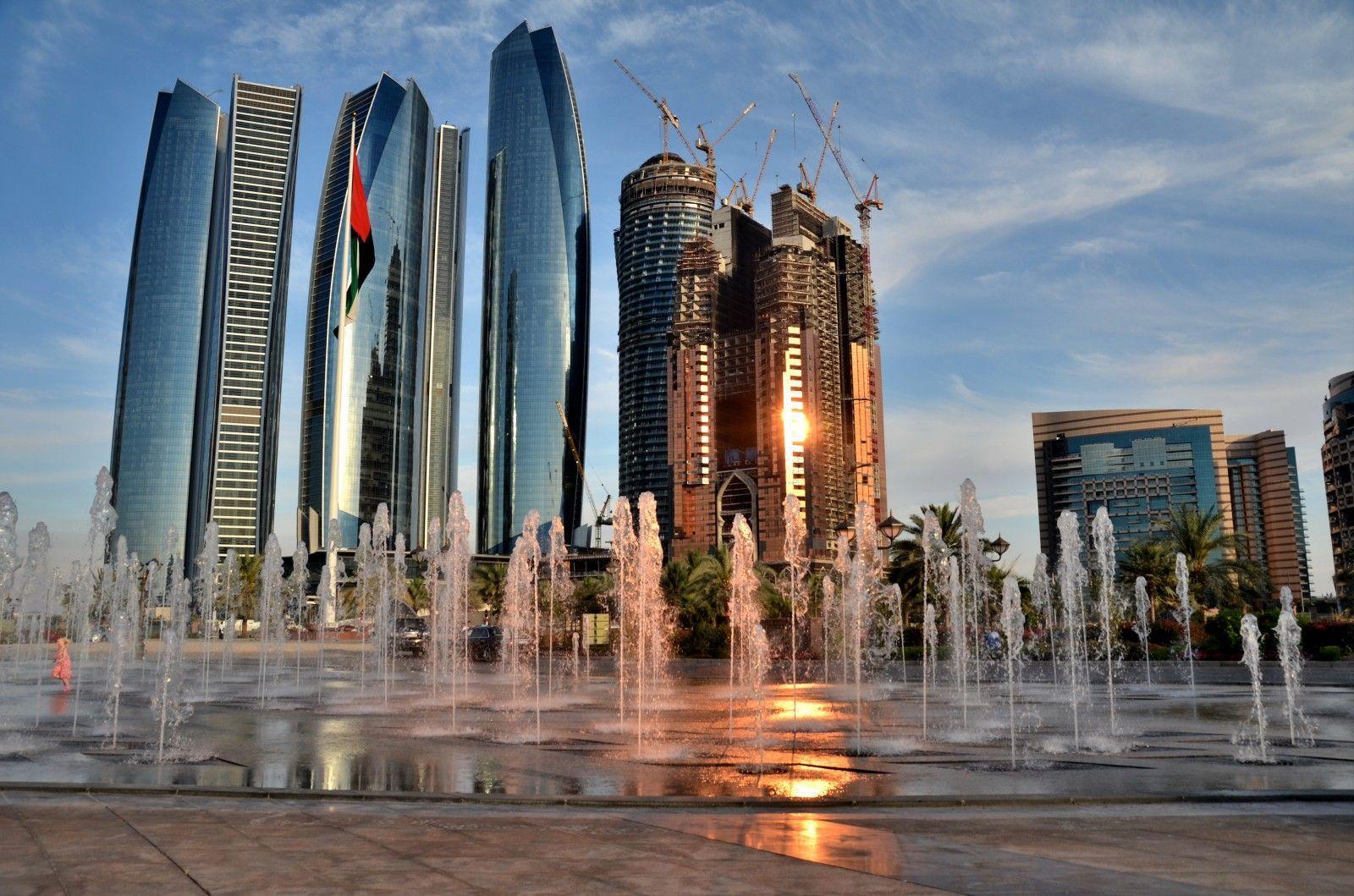 ابوظبی (Abu Dhabi)
