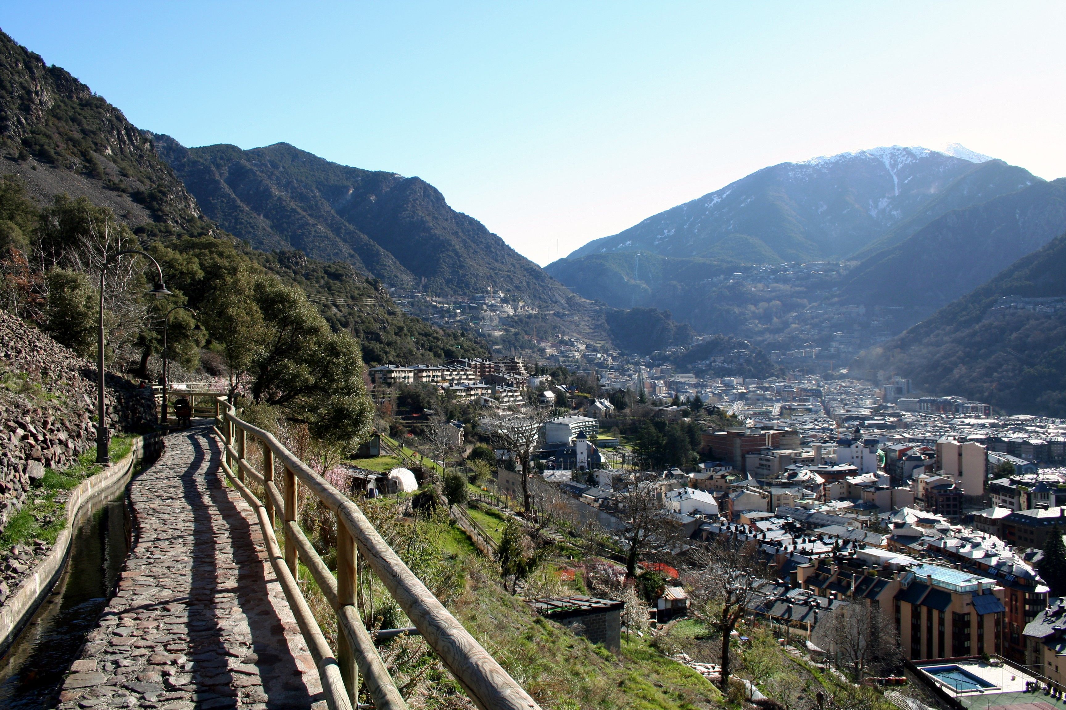 آندورا لاولا (Andorra la Vella)