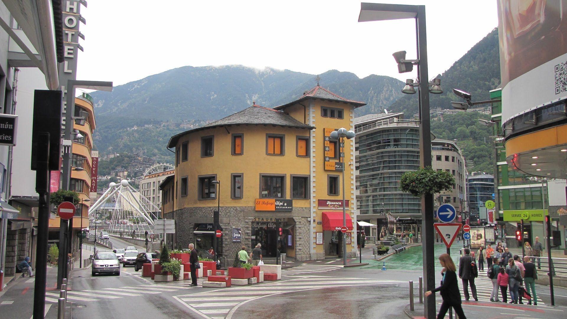 آندورا لاولا (Andorra la Vella)