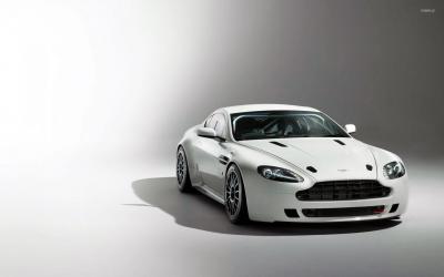 تصویر شماره 28 از آلبوم تصویر زمینه استون مارتین (aston martin v8 vantage)