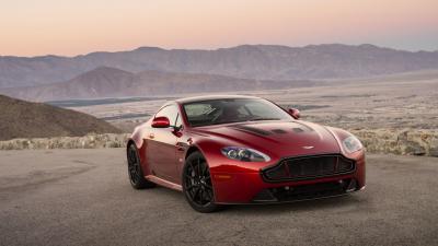 تصویر شماره 33 از آلبوم تصویر زمینه استون مارتین (aston martin v8 vantage)