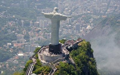 تصویر شماره 26 از آلبوم تصویر زمینه تندیس مسیح (Christ the Redeemer)