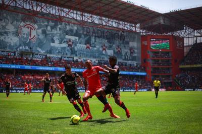 تصویر شماره 30 از آلبوم تصویر زمینه باشگاه فوتبال تیخوانا (Club Tijuana)