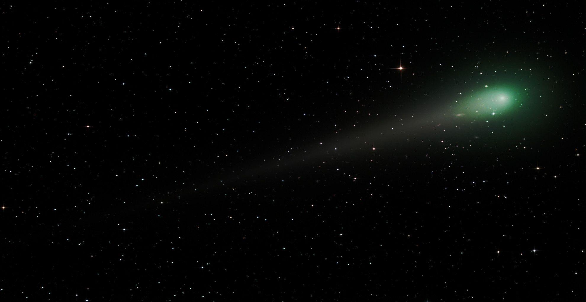 دنباله‌دار (Comet)